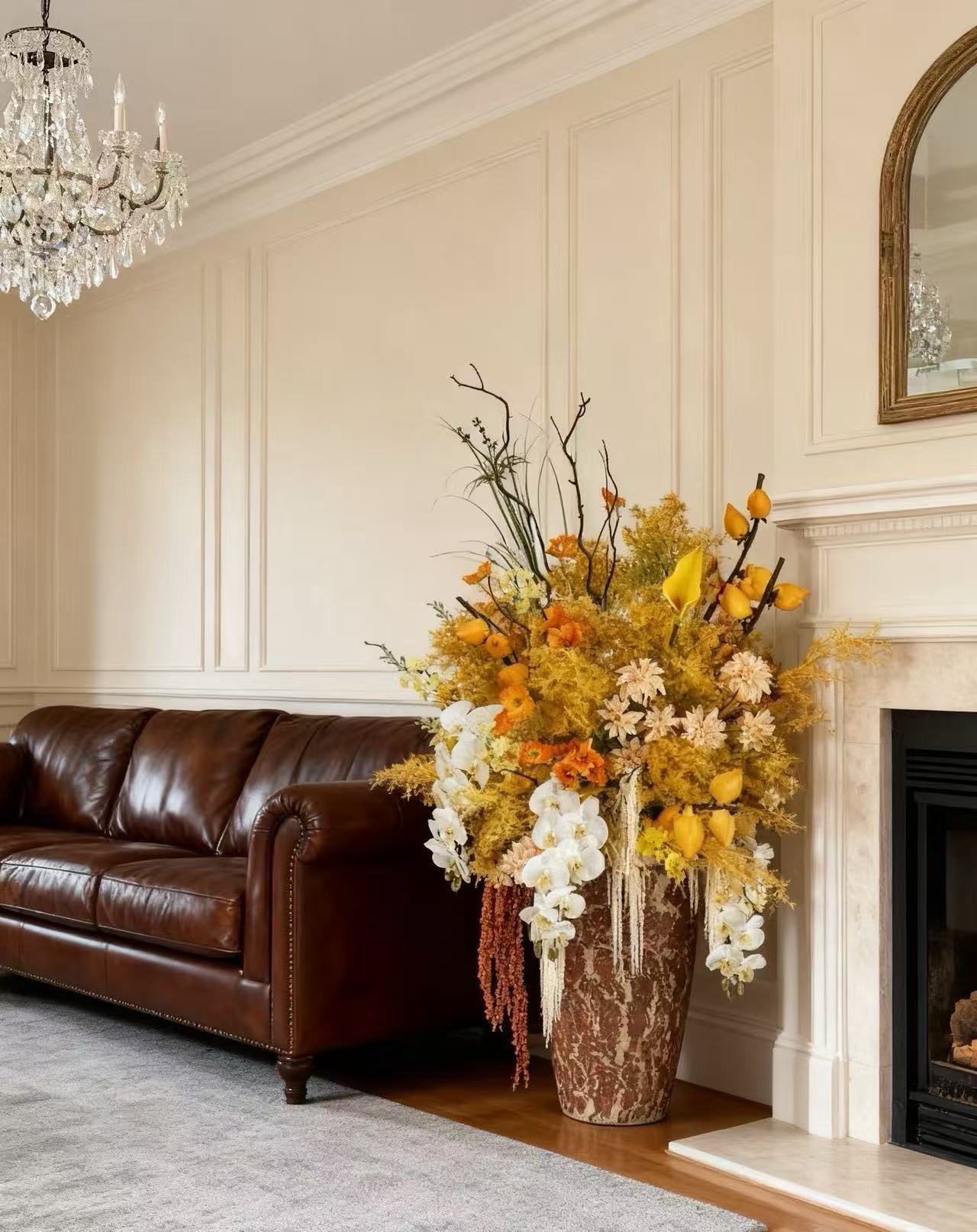 This Preserved Bouquet is perfect for home decor.