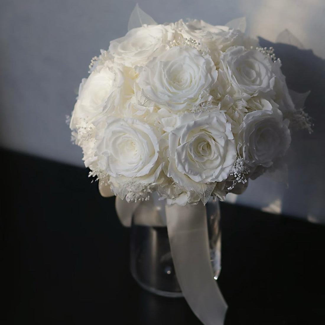 Preserved Flowers as a Bridal Bouquet: Can You Mix Them with Fresh Flowers?